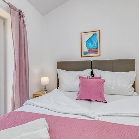 Villa Mihaela Trogir Rum bild