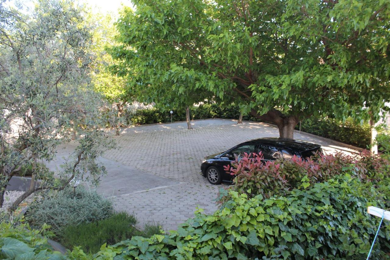 Villa Mihaela Trogir Exteriör bild